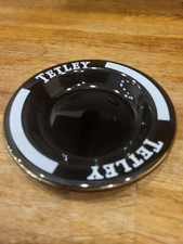 Vintage Black White Round