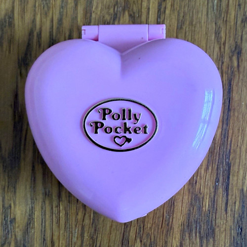 Vintage polly pocket cozy - pocket,