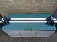 Thule Aero bars (2)  plus (4)