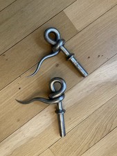 Metal Finial Ends