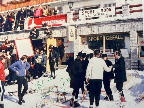 The beatles help signed by - beatles,