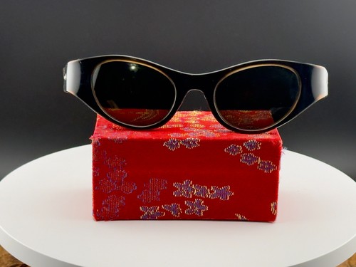 Vintage cat eye titmus - vintage, cat-eye