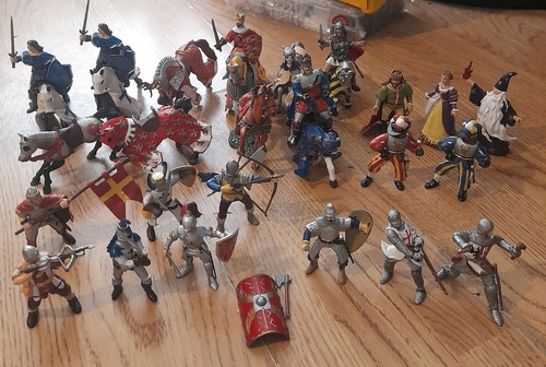 Large lot papo medieval - of,