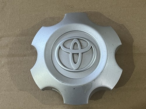 Original toyota hilux wheel - x1,
