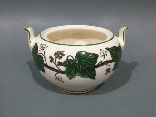Wedgwood napoleon ivy - ivy, “