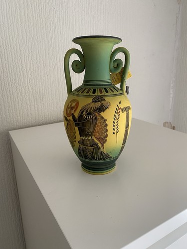Pottery greek vase - pottery, vase/urn
