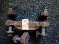 SAAB 93 2004 2.0 PETROL TURBO FRONT BRAKE CALIPER CARRIER N/S OR O/S AVAILABLE