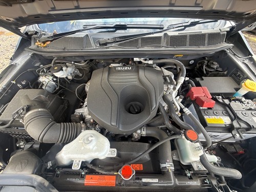 Isuzu max engine - engine, 1.9