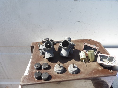 Suzuki 250 carbs spares - suzuki,