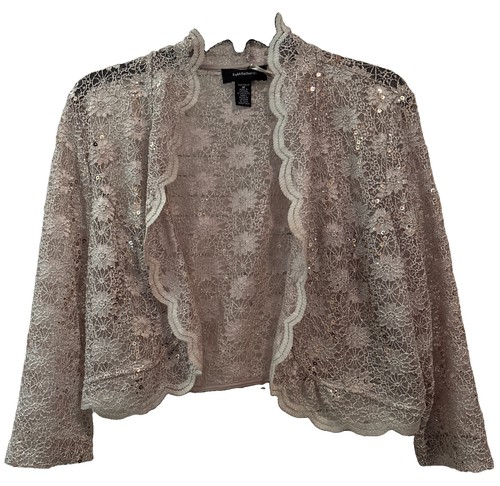 M richards lace - &,