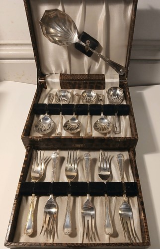 Vintage silver plate dessert - silver,