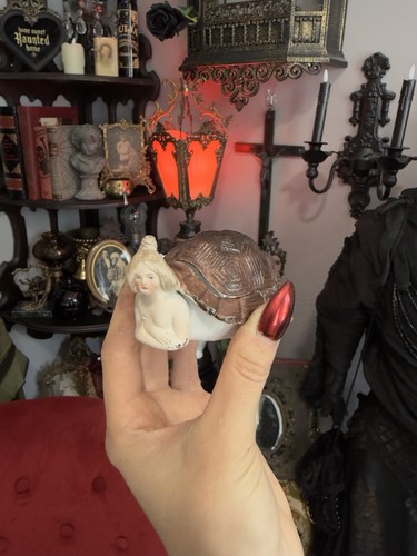 Victorian naughty lady - naughty-lady, in