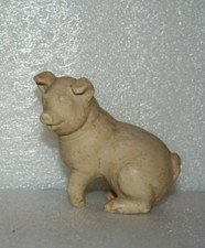 Hen-Feathers Curly Tail Happy