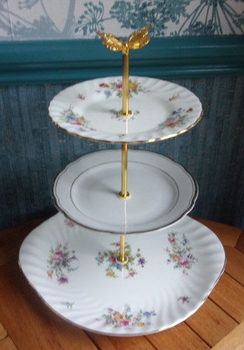 Tier china cake stand - 3,