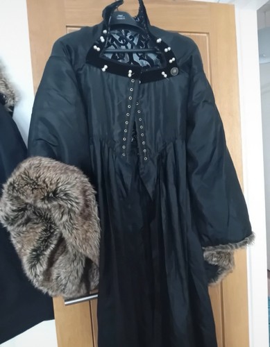 Anne boleyn tudor costume - boleyn,