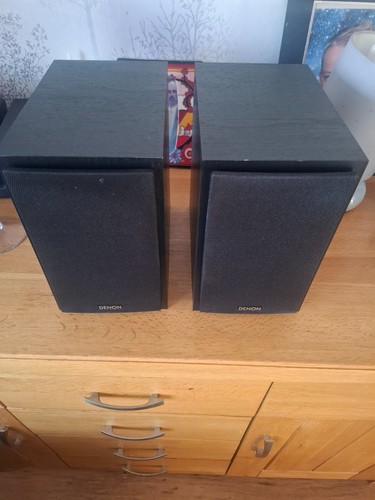 Pair denon shelf speakers - pair,