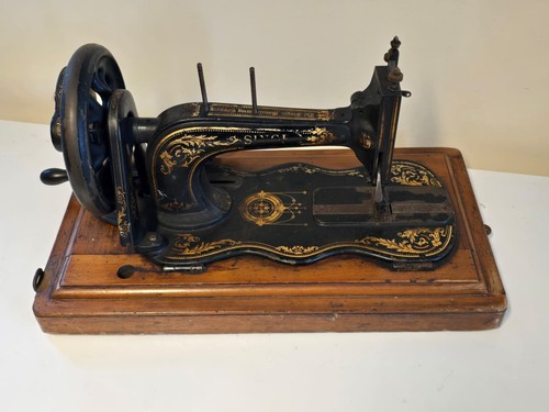 Antique singer hand crank - antique,