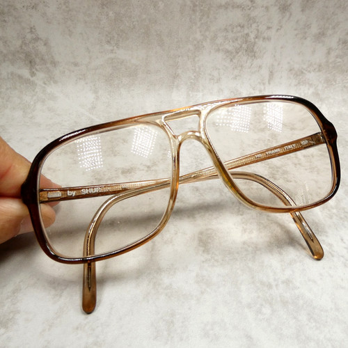 Vintage shuron brown gradient - shuron,