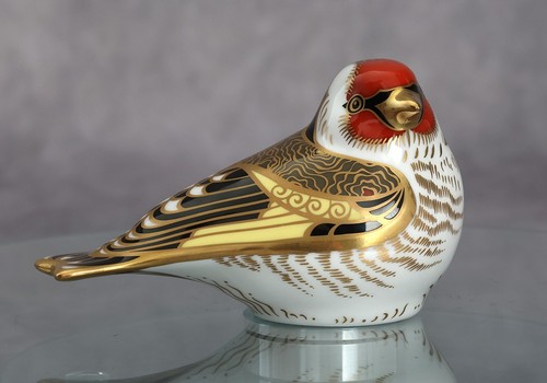 Royal crown derby - derby, 'goldfinch'