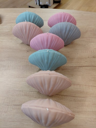 Joblot shell shaped candles - joblot,