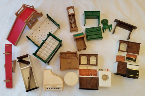 1980s german dolls house - dolls,