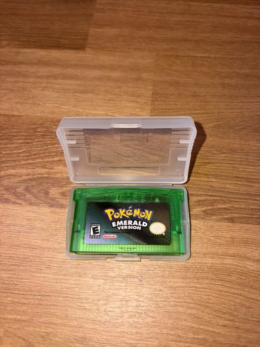 Pokémon emerald nintendo game - pokémon,