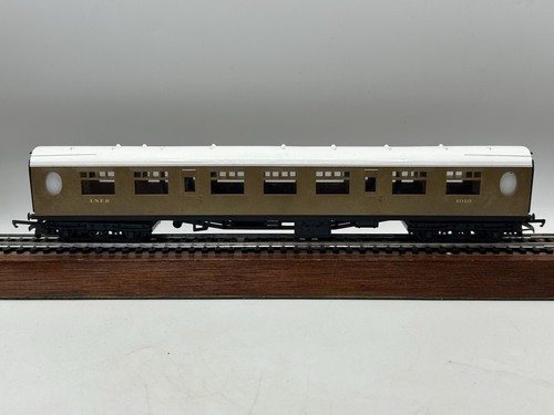 Hornby r745 lner teak - hornby, oo