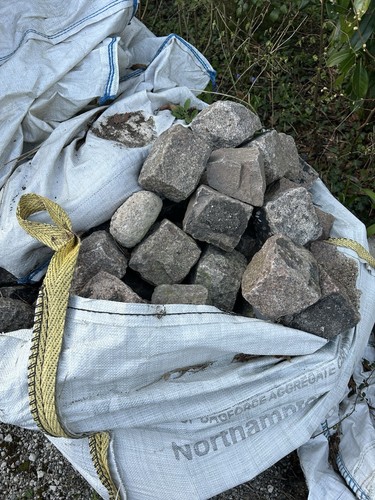 Reclaimed pink granite - reclaimed, cobble
