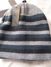 Wholesale Job Lot Of Beanie Hats And Gloves X16 In Total Mixed Sizes