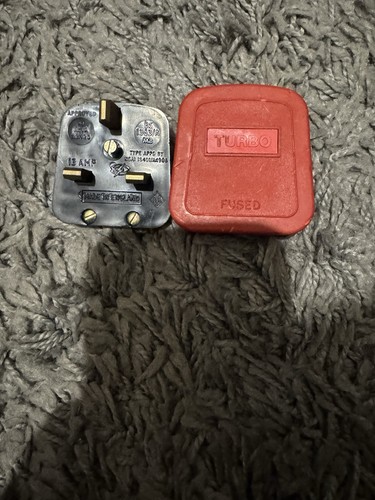 Fused plug - fused,