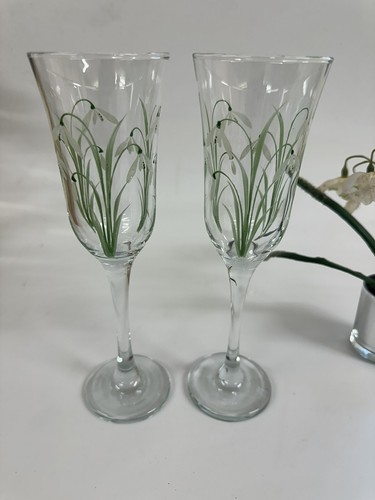 Hand painted snowdrop - hand,