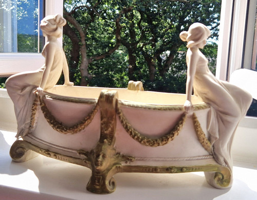 Large art nouveau ceramic - large,