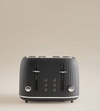 Black Textured 4-Slice Toaster