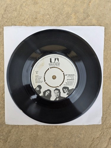 The stranglers walk on by - -,