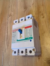 MEM MFL323 , 32A Amp Triple