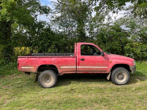 Toyota hilux 4wd - 2.4, turbo