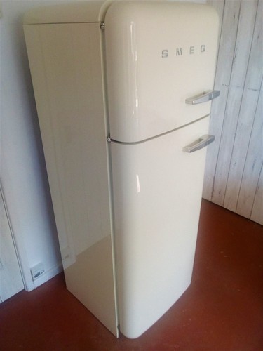 Smeg classic cream - classic, retro