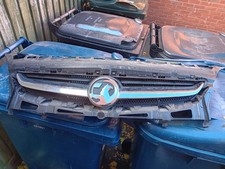 2012-2015 MK6 VAUXHALL ASTRA J FACELIFT  FRONT BUMPER UPPER GRILLE 13368851