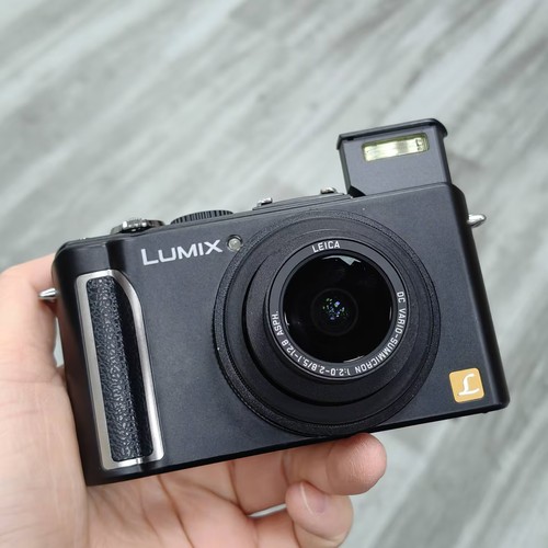 Panasonic lumix lx3 10mp - panasonic,