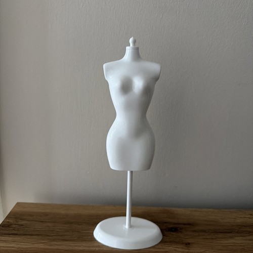 Mattel barbie mannequin - barbie,