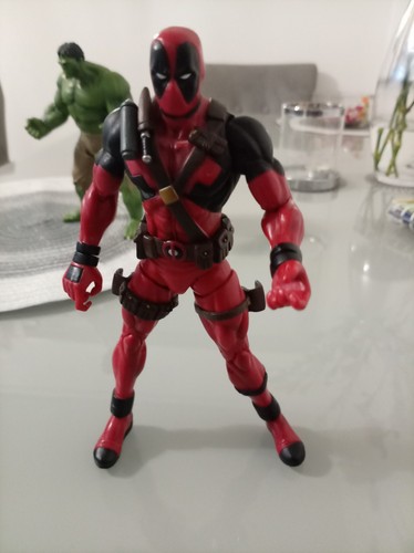 Marvel deadpool figure - deadpool,