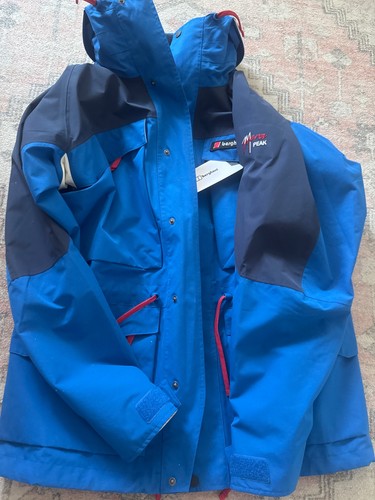 Berghaus mera peak 2000 - peak,