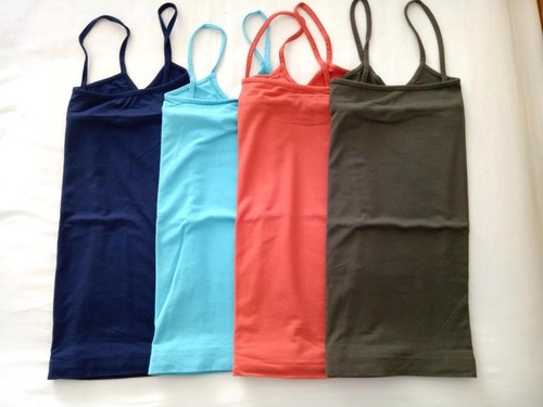 Lot ladies vests - 4,