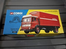 Corgi Classics 21201 Mackintosh's AEC Truck Set