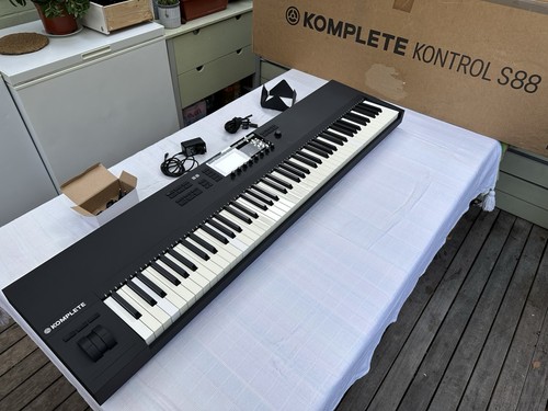 Native instruments komplete - native,