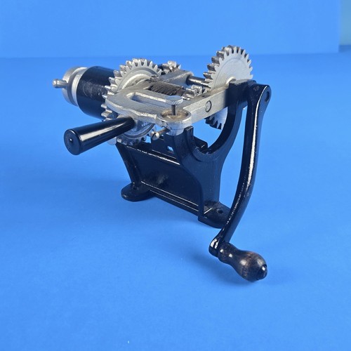 Vintage hand crank - hand,