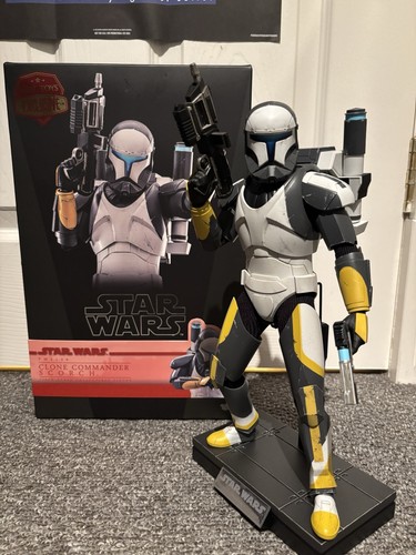 Hot toys star - toys, wars