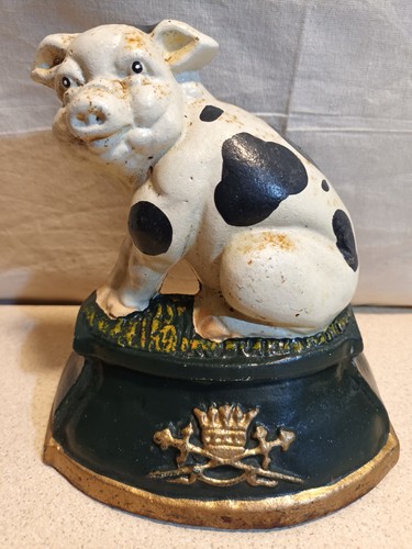 Cast iron pig - pig,