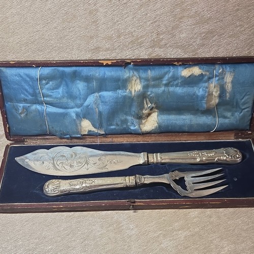 Engraved silver 2pc cased - silver,