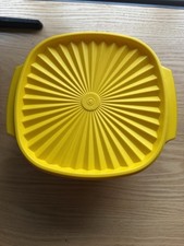 Vintage Tupperware 836-9